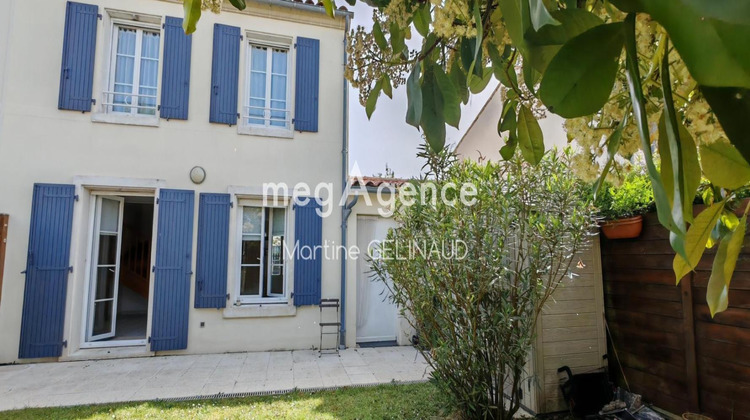 Ma-Cabane - Vente Maison SAINTES, 66 m²