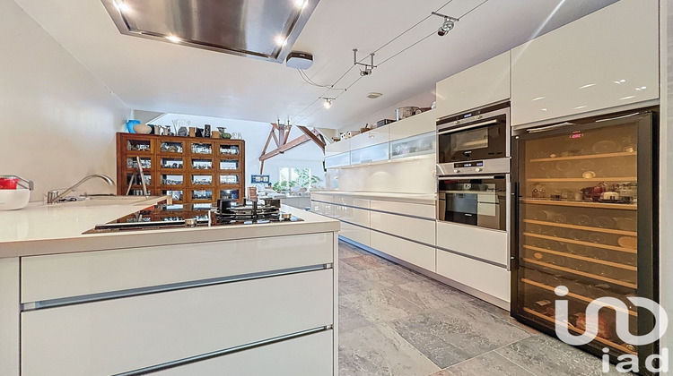 Ma-Cabane - Vente Maison Saintry-sur-Seine, 243 m²