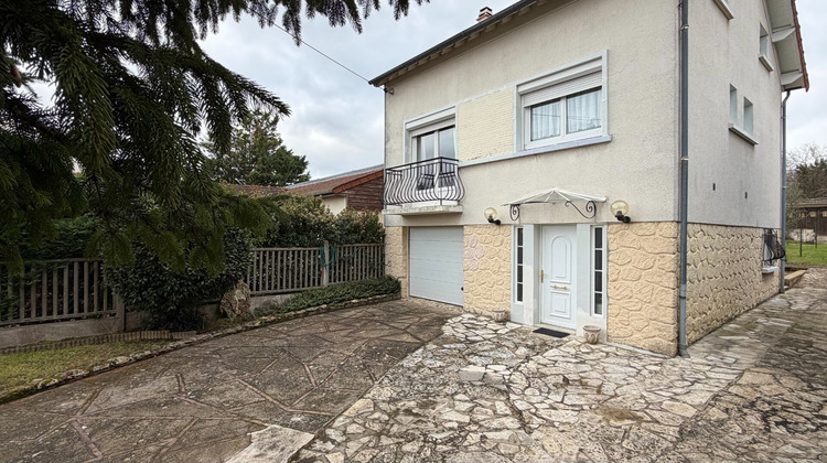 Ma-Cabane - Vente Maison SAINTRY-SUR-SEINE, 100 m²