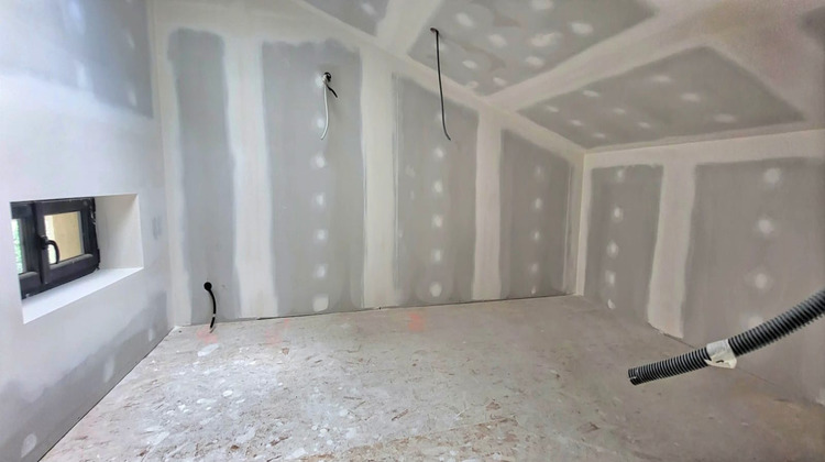 Ma-Cabane - Vente Maison SALAISE-SUR-SANNE, 234 m²