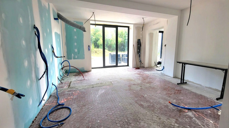 Ma-Cabane - Vente Maison SALAISE-SUR-SANNE, 234 m²