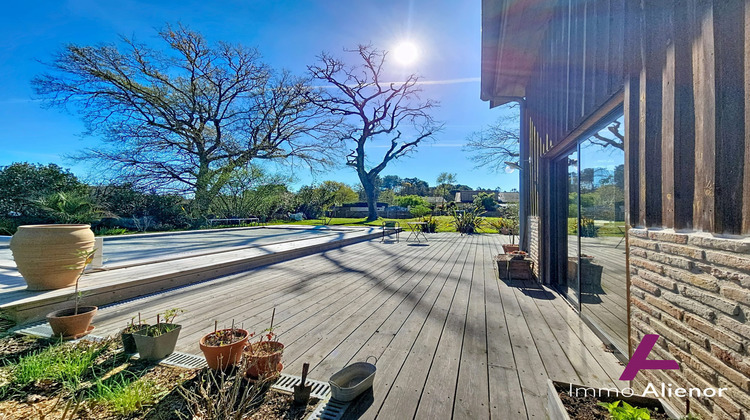 Ma-Cabane - Vente Maison Salles, 219 m²