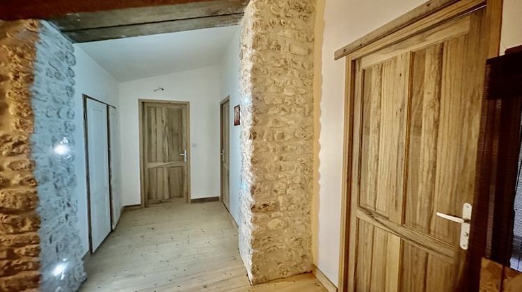 Ma-Cabane - Vente Maison SALLES DE BARBEZIEUX, 194 m²