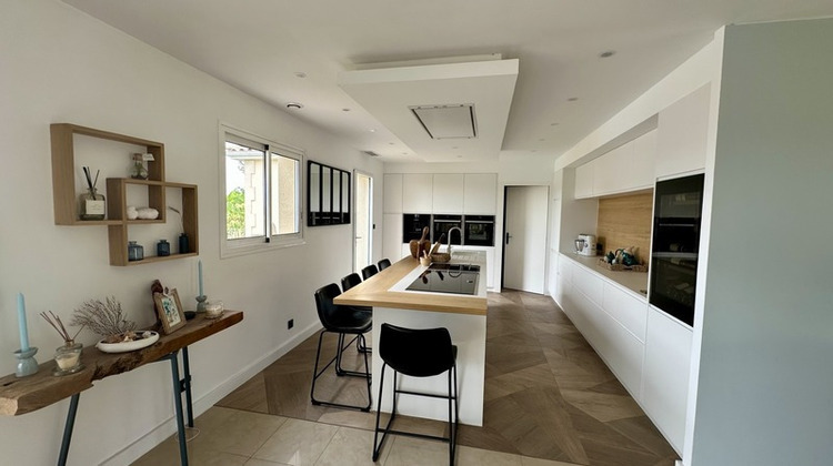 Ma-Cabane - Vente Maison SALLES DE BARBEZIEUX, 200 m²