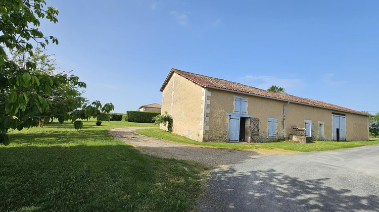 Ma-Cabane - Vente Maison Salles-de-Barbezieux, 98 m²