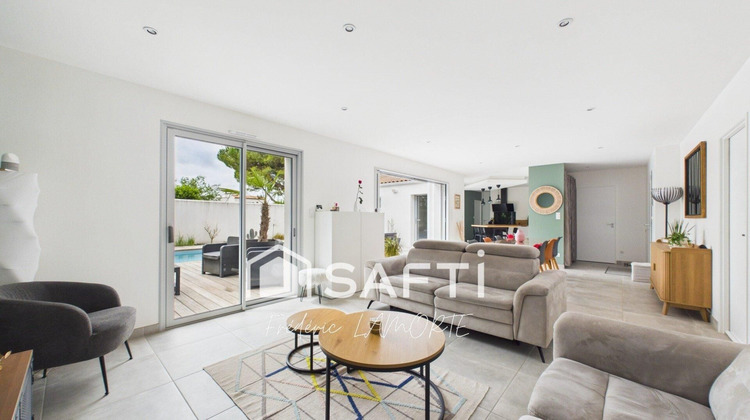Ma-Cabane - Vente Maison Salles-sur-Mer, 135 m²