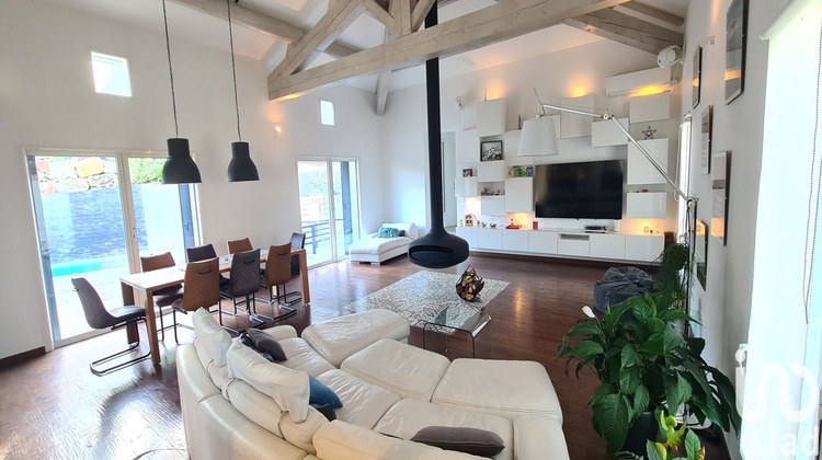 Ma-Cabane - Vente Maison Salon-de-Provence, 230 m²