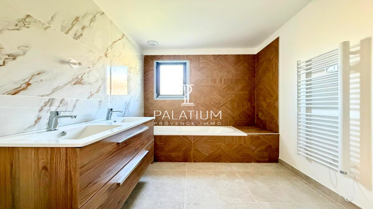 Ma-Cabane - Vente Maison Salon-de-Provence, 100 m²