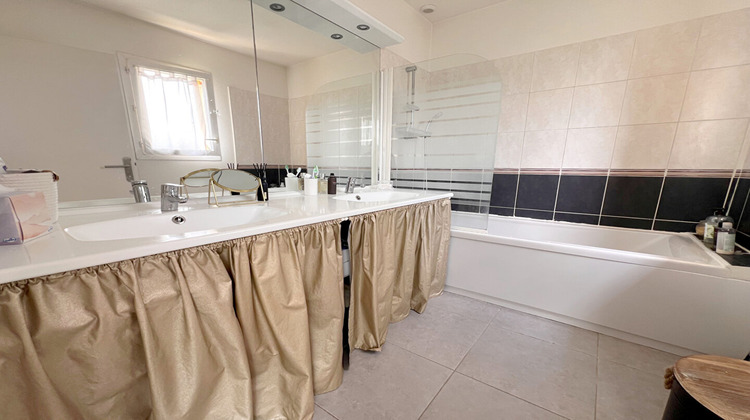 Ma-Cabane - Vente Maison SALON-DE-PROVENCE, 93 m²