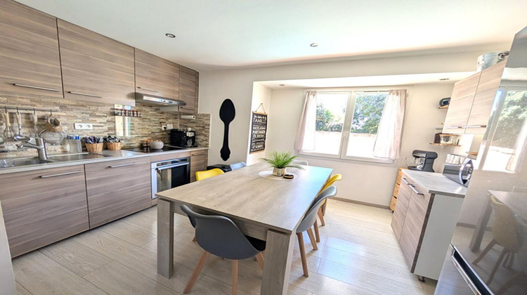 Ma-Cabane - Vente Maison SALON DE PROVENCE, 75 m²