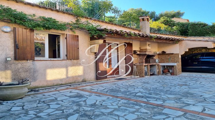 Ma-Cabane - Vente Maison SANARY SUR MER, 218 m²