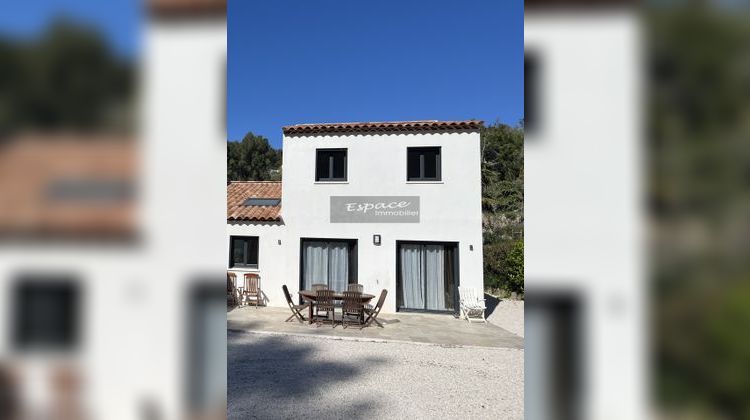 Ma-Cabane - Vente Maison Sanary-sur-Mer, 147 m²