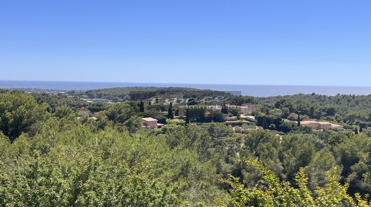 Ma-Cabane - Vente Maison Sanary-sur-Mer, 240 m²