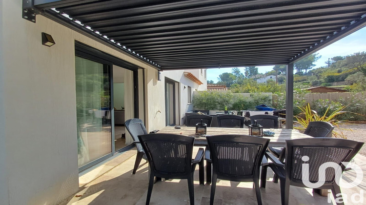 Ma-Cabane - Vente Maison Sanary-sur-Mer, 140 m²