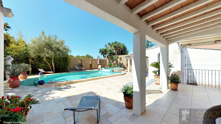 Ma-Cabane - Vente Maison Sanary-sur-Mer, 226 m²