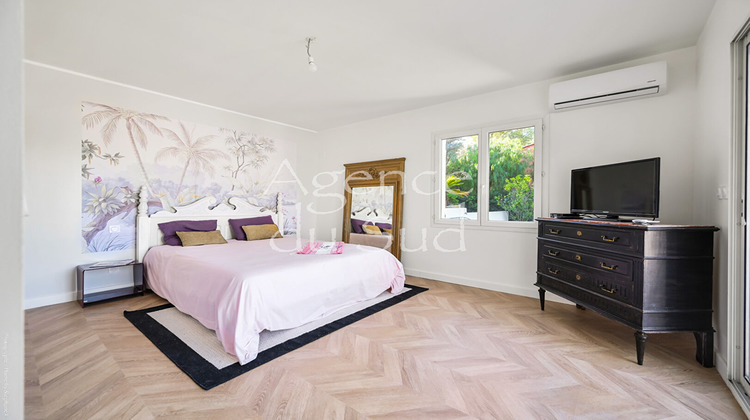 Ma-Cabane - Vente Maison SANARY-SUR-MER, 183 m²