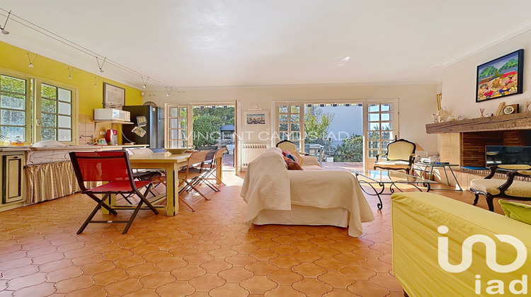 Ma-Cabane - Vente Maison Sanary-sur-Mer, 259 m²