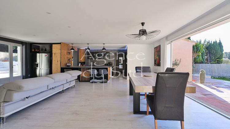 Ma-Cabane - Vente Maison SANARY-SUR-MER, 160 m²