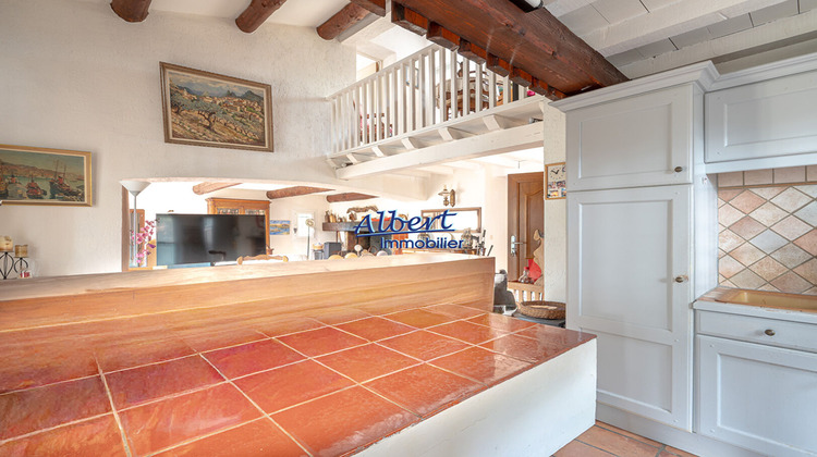 Ma-Cabane - Vente Maison SANARY-SUR-MER, 126 m²