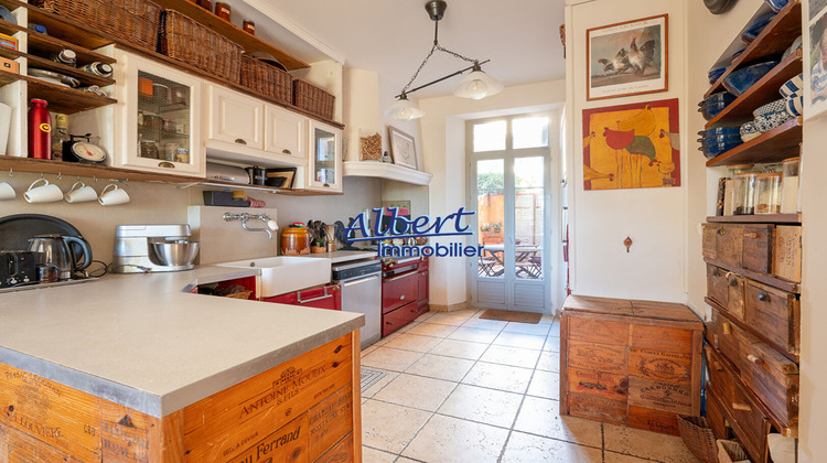 Ma-Cabane - Vente Maison SANARY-SUR-MER, 131 m²