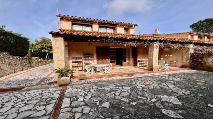 Ma-Cabane - Vente Maison SANARY-SUR-MER, 191 m²