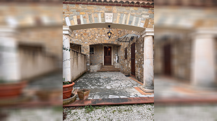 Ma-Cabane - Vente Maison SANARY-SUR-MER, 191 m²