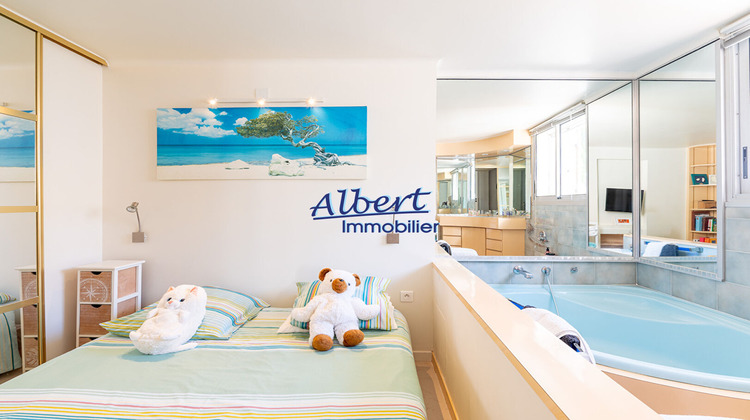 Ma-Cabane - Vente Maison SANARY-SUR-MER, 310 m²