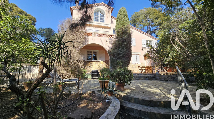 Ma-Cabane - Vente Maison Sanary-sur-Mer, 175 m²