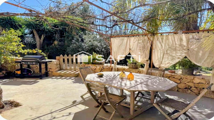 Ma-Cabane - Vente Maison Sanary-sur-Mer, 180 m²