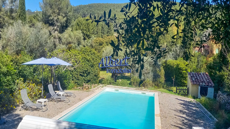 Ma-Cabane - Vente Maison SANARY-SUR-MER, 250 m²