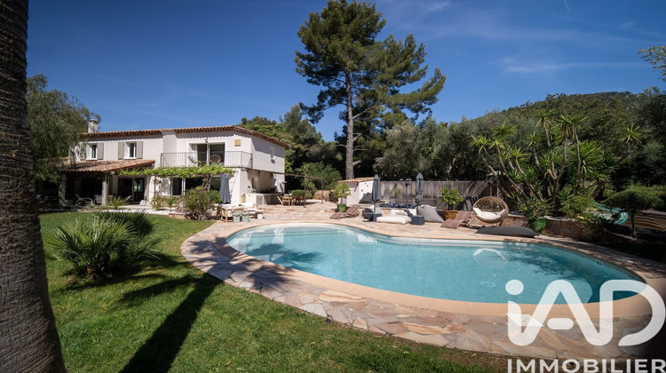 Ma-Cabane - Vente Maison Sanary-sur-Mer, 185 m²