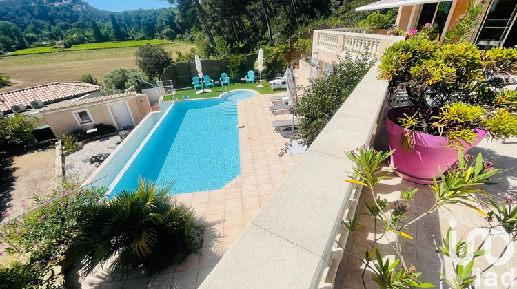 Ma-Cabane - Vente Maison Sanary-sur-Mer, 191 m²