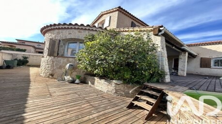 Ma-Cabane - Vente Maison Sanary-sur-Mer, 190 m²