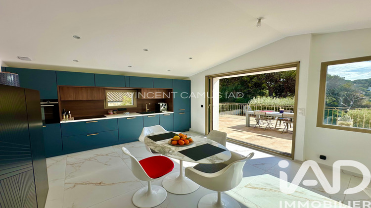 Ma-Cabane - Vente Maison Sanary-sur-Mer, 119 m²