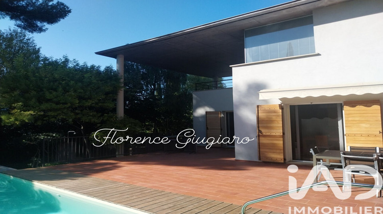 Ma-Cabane - Vente Maison Sanary-sur-Mer, 200 m²