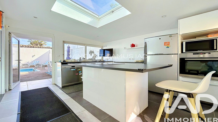 Ma-Cabane - Vente Maison Sanary-sur-Mer, 263 m²