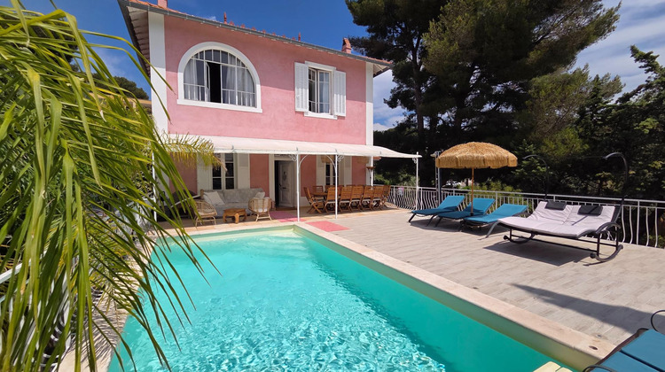 Ma-Cabane - Vente Maison Sanary-sur-Mer, 246 m²