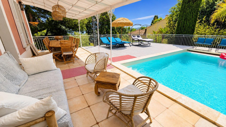 Ma-Cabane - Vente Maison Sanary-sur-Mer, 246 m²