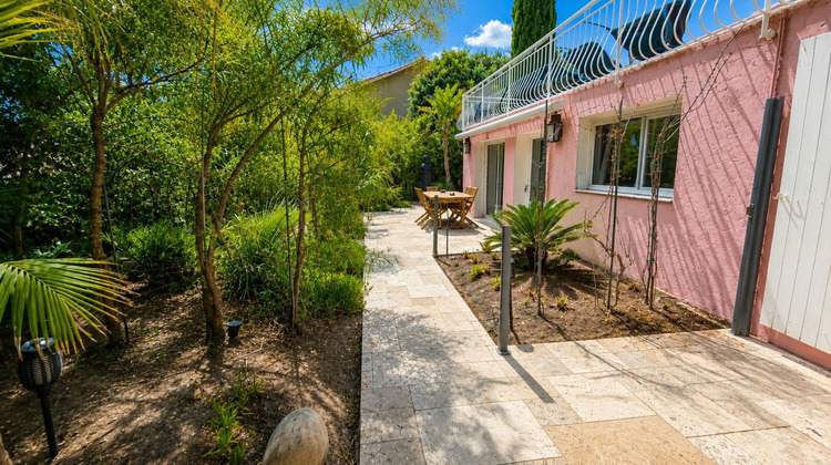 Ma-Cabane - Vente Maison Sanary-sur-Mer, 246 m²