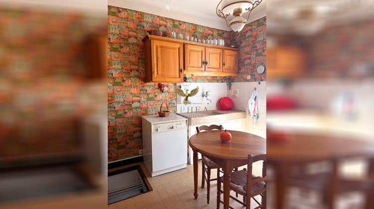 Ma-Cabane - Vente Maison Sanary-sur-Mer, 200 m²