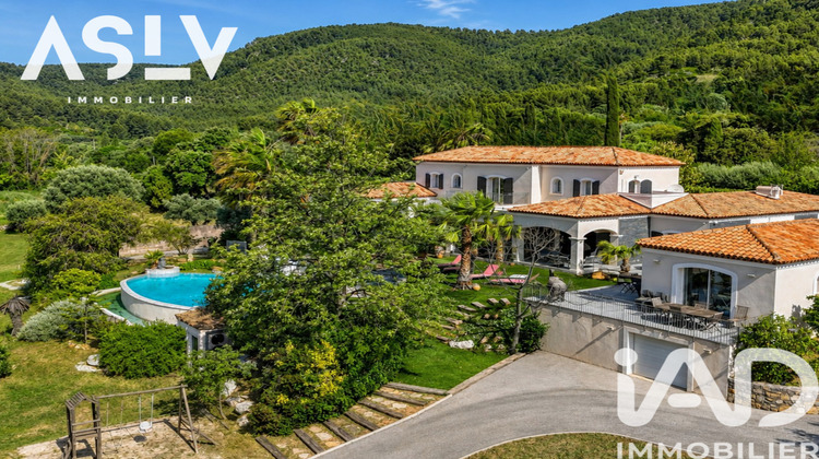 Ma-Cabane - Vente Maison Sanary-sur-Mer, 330 m²