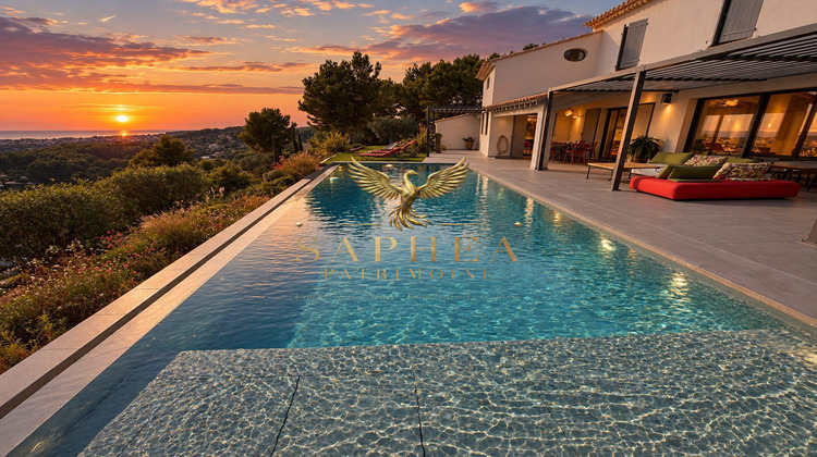 Ma-Cabane - Vente Maison Sanary-sur-Mer, 270 m²