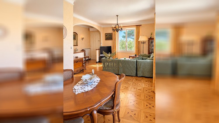 Ma-Cabane - Vente Maison Sanary-sur-Mer, 200 m²