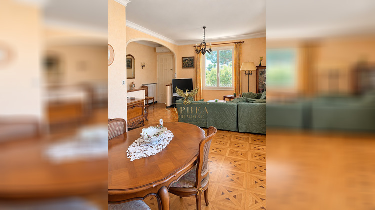 Ma-Cabane - Vente Maison Sanary-sur-Mer, 200 m²