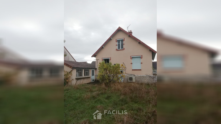 Ma-Cabane - Vente Maison Sancoins, 56 m²