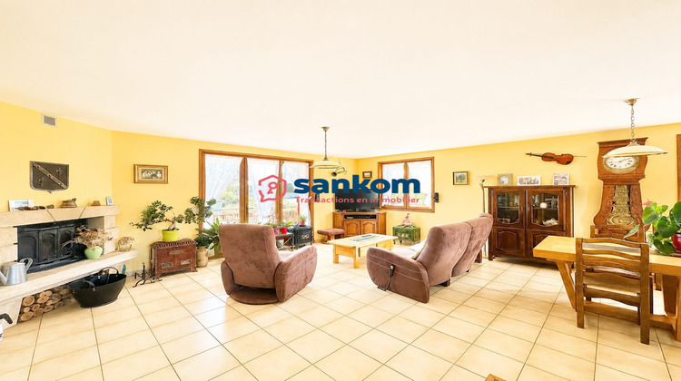 Ma-Cabane - Vente Maison Sanssac-l'Église, 130 m²