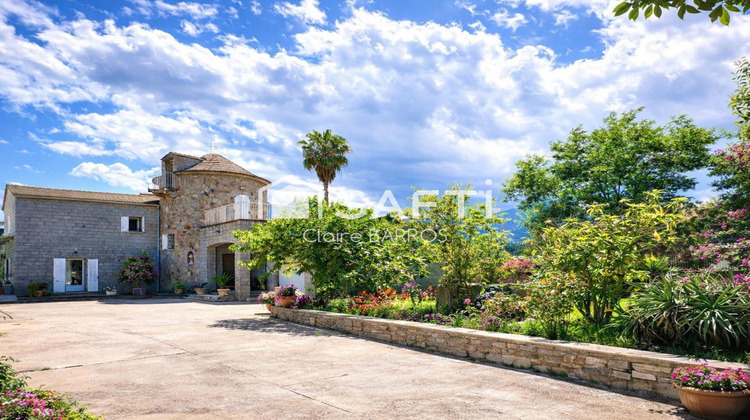 Ma-Cabane - Vente Maison Santa-Lucia-Di-Moriani, 280 m²