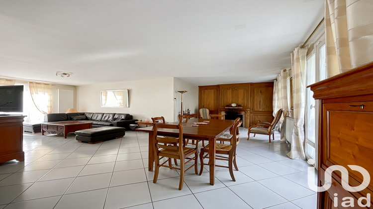 Ma-Cabane - Vente Maison Santeny, 183 m²