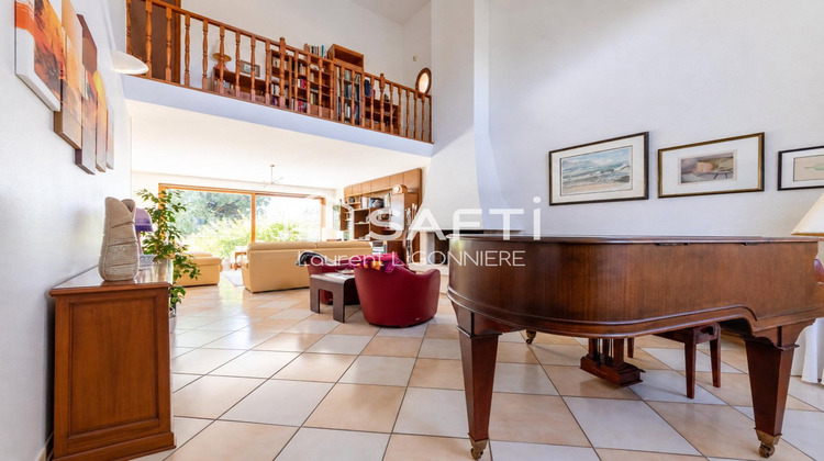 Ma-Cabane - Vente Maison Santeny, 190 m²