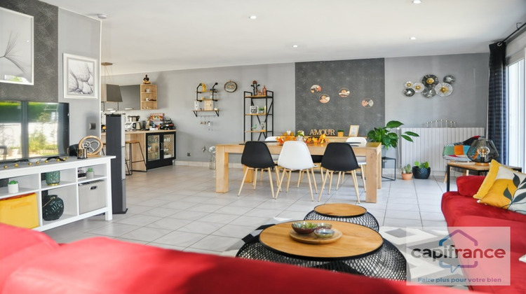 Ma-Cabane - Vente Maison SANVIGNES LES MINES, 200 m²